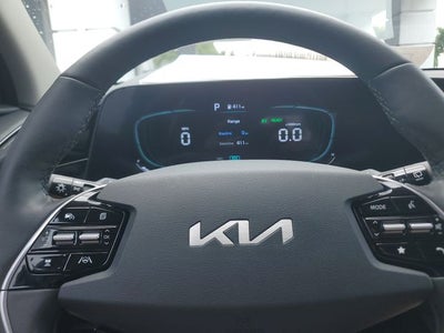 2023 Kia Niro Plug-In Hybrid SX