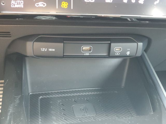 2023 Kia Niro Plug-In Hybrid SX