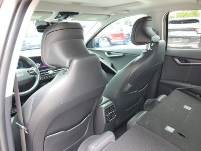 2023 Kia Niro Plug-In Hybrid SX
