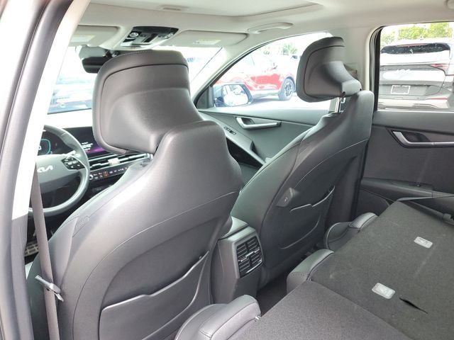 2023 Kia Niro Plug-In Hybrid SX