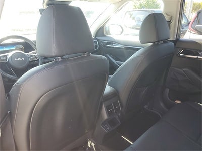 2024 Kia Seltos EX AWD