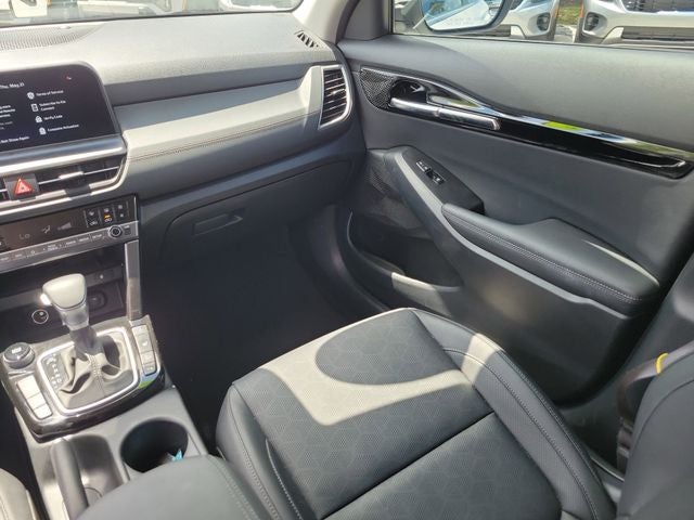 2025 Kia Seltos EX AWD