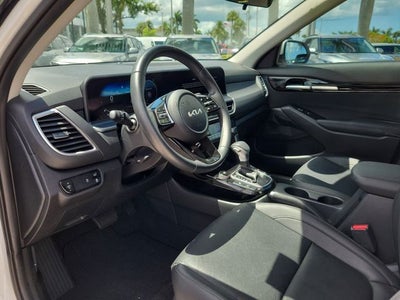 2025 Kia Seltos EX AWD