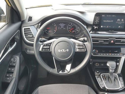2023 Kia Seltos S