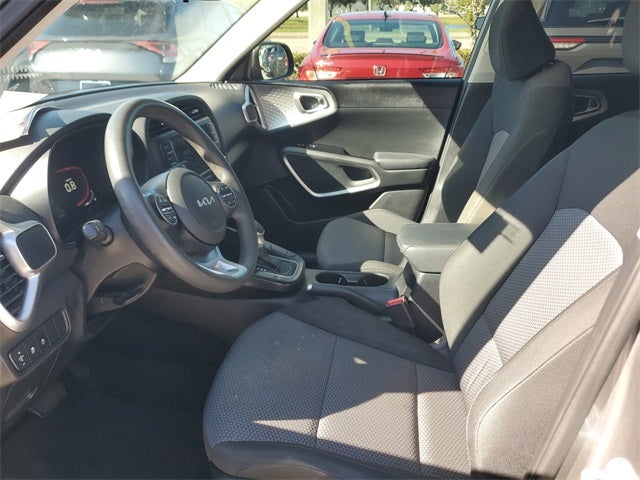 2023 Kia Soul LX w/ Technology Package