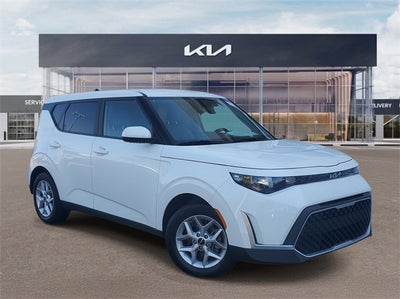 2023 Kia Soul LX w/ Technology Package