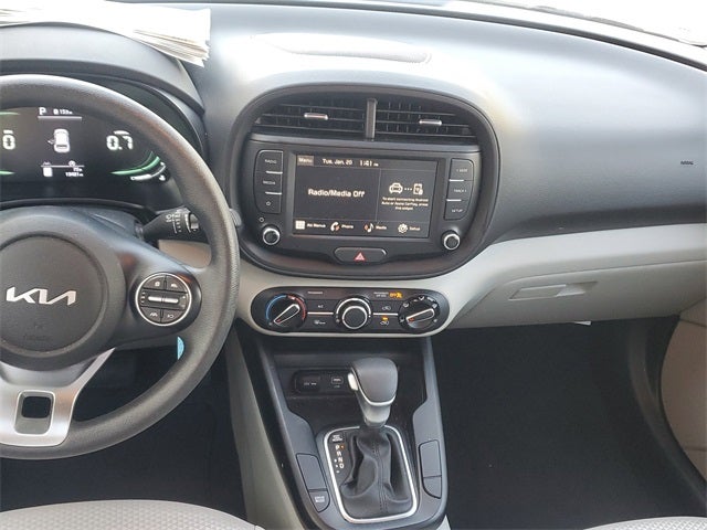 2023 Kia Soul LX w/ Technology Package