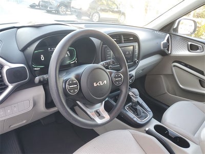2023 Kia Soul LX w/ Technology Package
