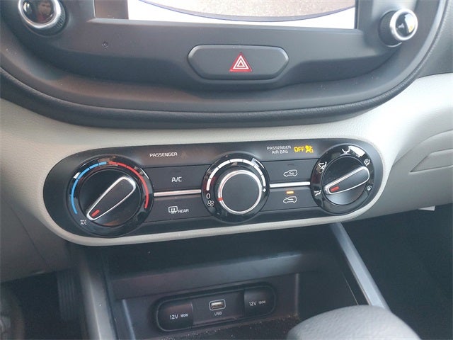 2023 Kia Soul LX w/ Technology Package