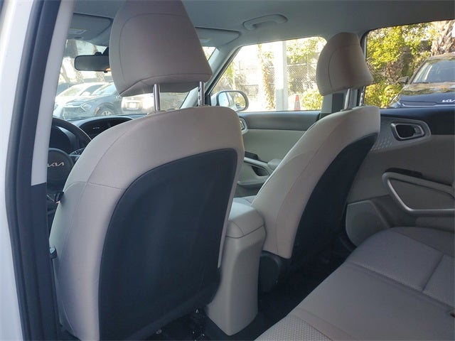 2023 Kia Soul LX w/ Technology Package