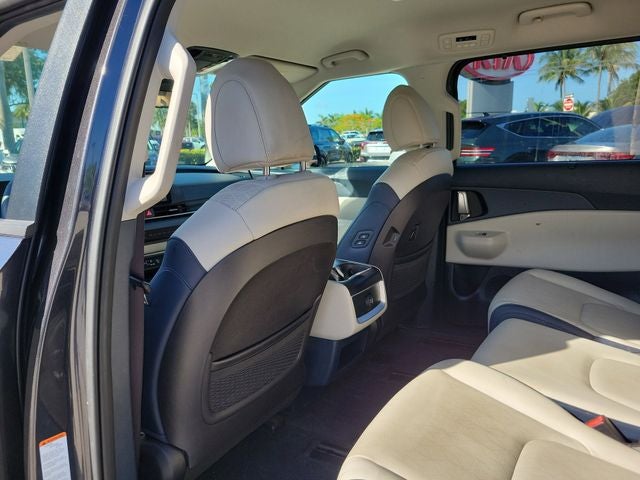 2025 Kia Carnival EX