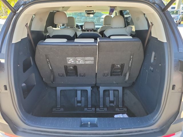 2025 Kia Carnival EX
