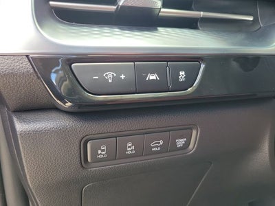 2023 Kia Carnival SX Prestige w/ Rear Seat Entertainment Package