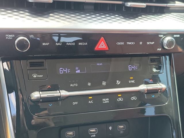 2023 Kia Carnival SX Prestige w/ Rear Seat Entertainment Package