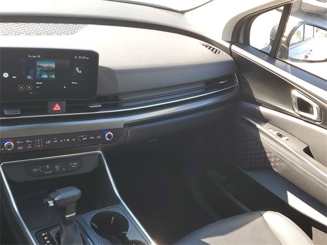 2025 Kia Carnival SX Prestige w/ Rear Seat Entertainment Package