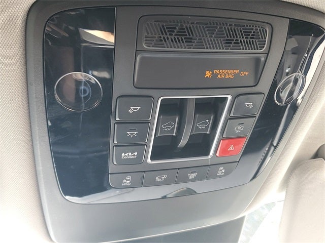 2025 Kia Carnival SX Prestige w/ Rear Seat Entertainment Package