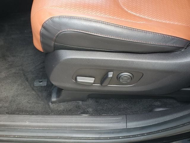 2025 Kia Carnival SX Prestige w/ Seat Package