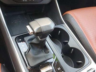 2025 Kia Carnival SX Prestige w/ Seat Package