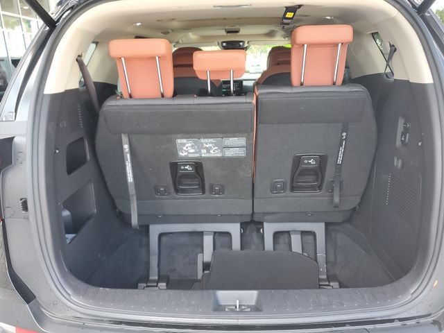 2025 Kia Carnival SX Prestige w/ Seat Package