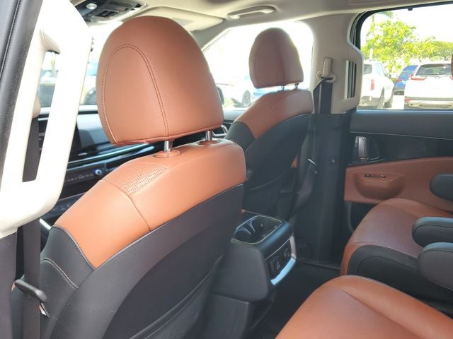 2025 Kia Carnival SX Prestige w/ Seat Package