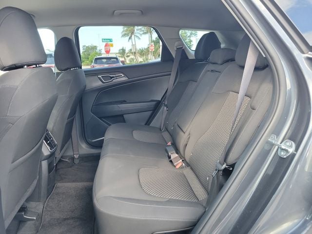 2023 Kia Sportage Hybrid LX AWD