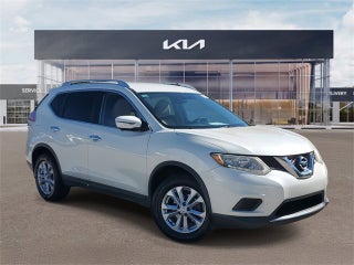 2016 Nissan Rogue SV w/ Premium Package